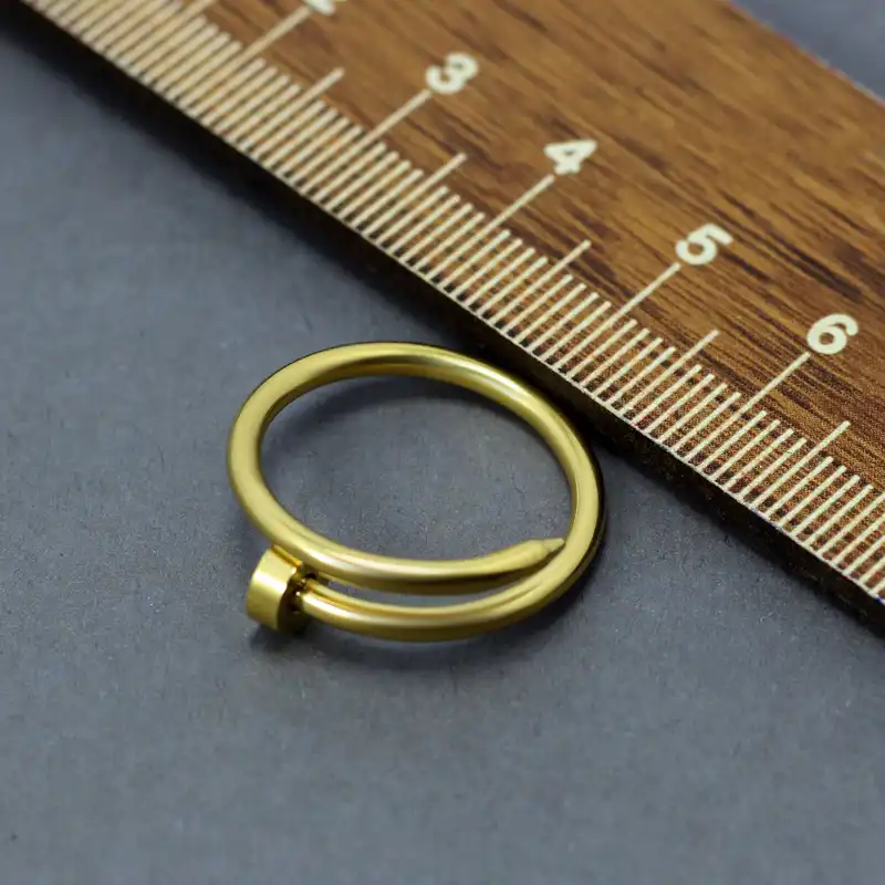 انگشتر زنانه ماصرم مدل میخی کد Ri3114