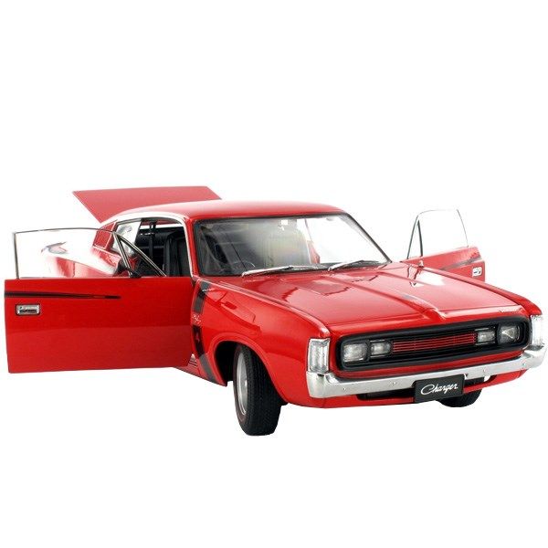 ماشین بازی اتو آرت مدل Chrysler Charger E49 ماشین بازی اتو آرت مدل Chrysler Charger E49