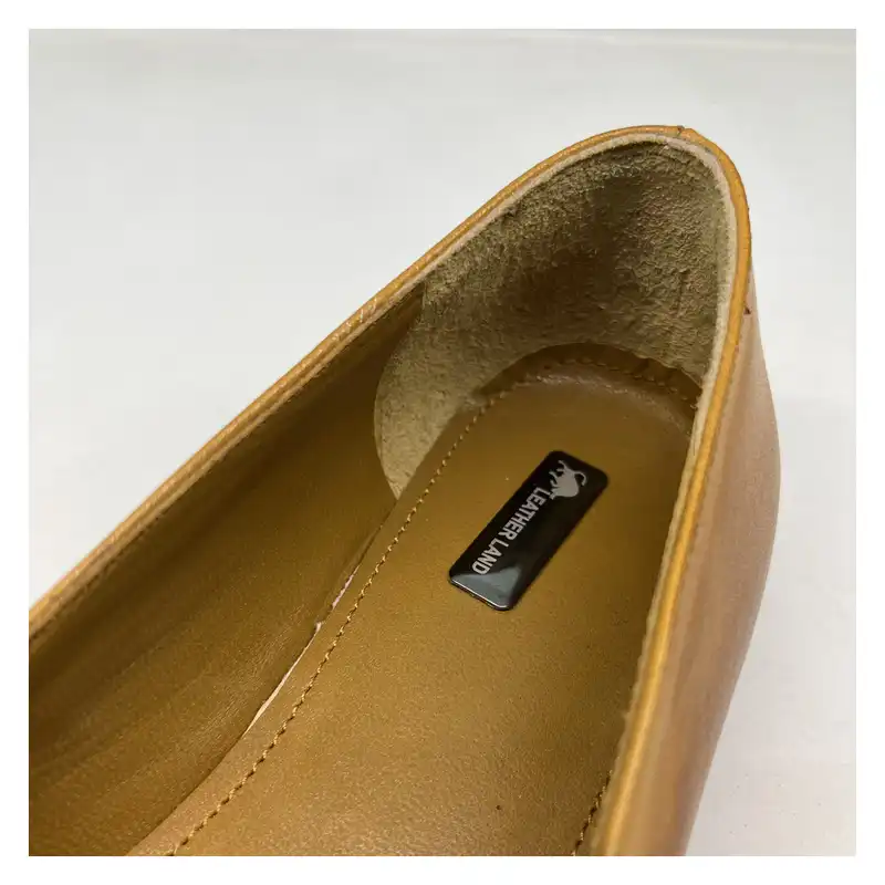 کفش زنانه سرزمین چرم مدل 1609 رنگ عسلی