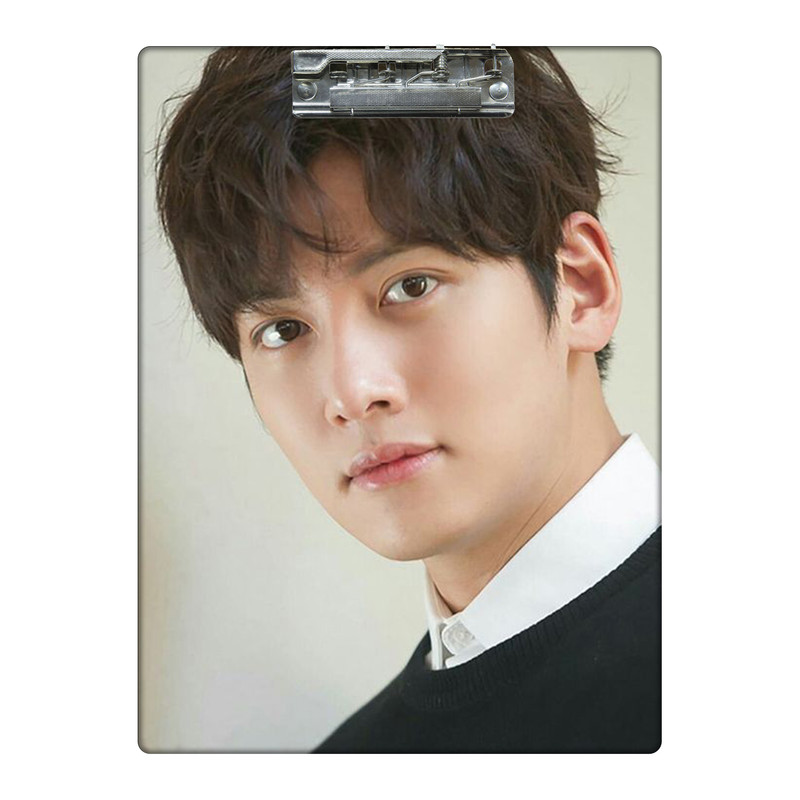 تخته شاسی طرح بازیگر کره ای جی چانگ ووک کد  4237606 سایز A4