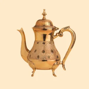 قوری برنجی طرح تاج مدل آمبوس 1