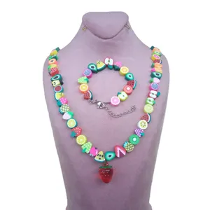 نیم ست دخترانه مدل مهره ای میوه ای طرح توت فرنگی کد m0360