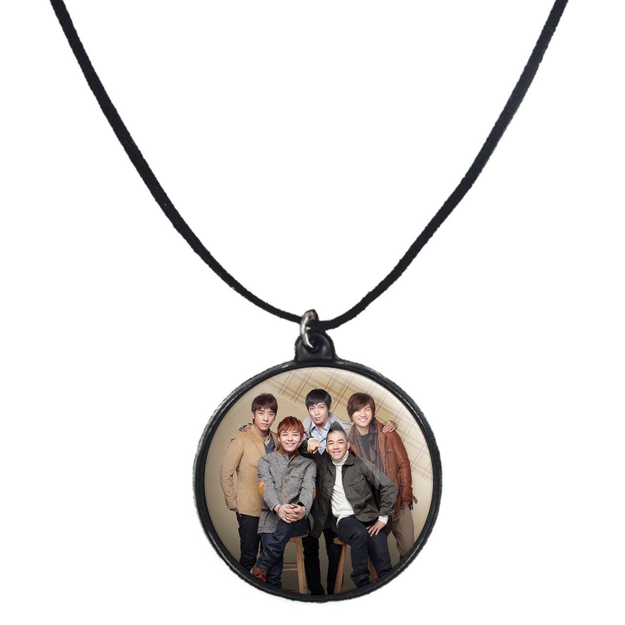 گردنبند پرمانه طرح گروه موسیقی بیگ بنگ BIG BANG کد pmb.15277 مدل دو طرفه