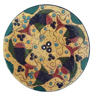 بشقاب دیوارکوب سفالی طرح حوض و ماهی