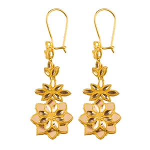 گوشواره طلا 18عیار گالری طلاچی مدل آویز گل1