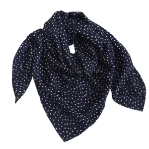 روسری زنانه مدل مینی اسکارف