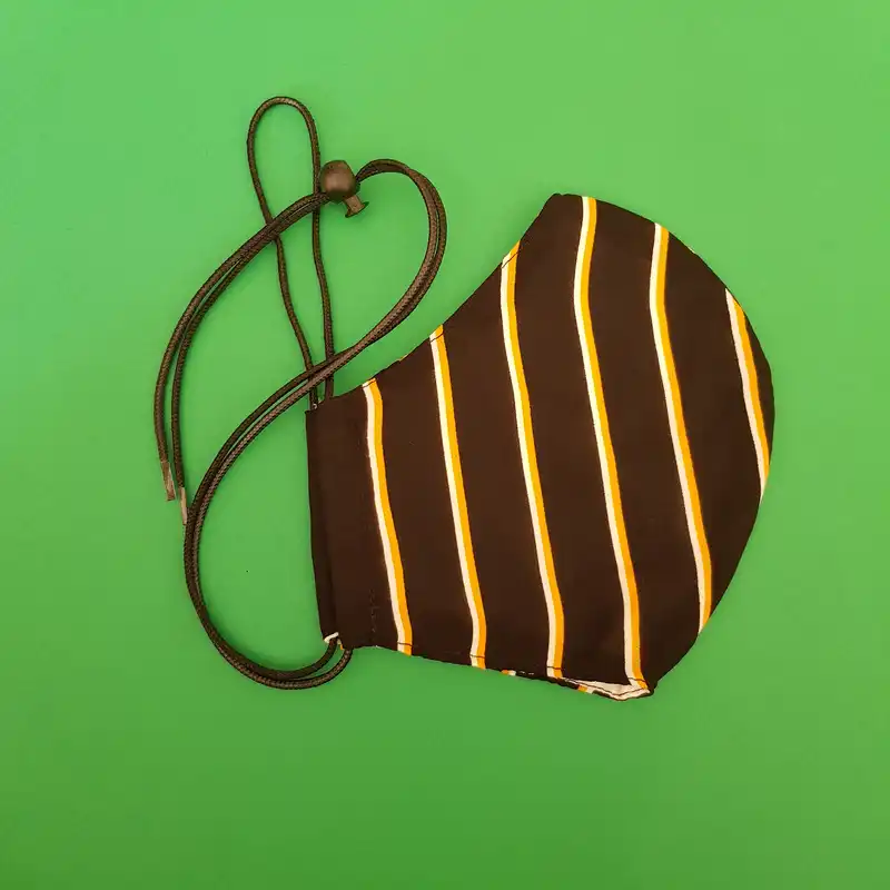 ماسک پارچه ای زنانه مدل 4