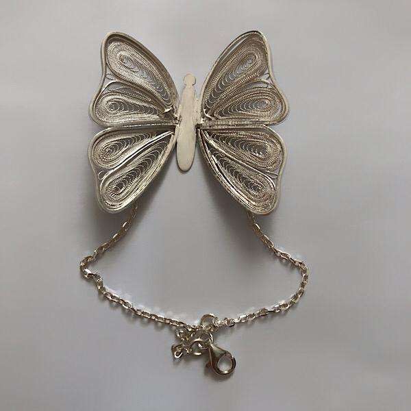 دستبند دست ساز زنانه مدل پروانه