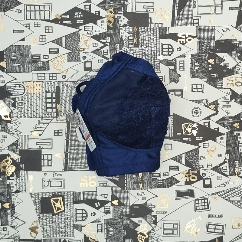 سوتین زنانه مدل غزل پرلون بالاشیشه ای کد 1984