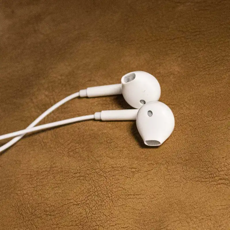 هندزفری کینگ استار مدل KE32