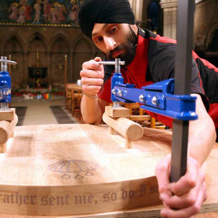 گیره پیچ دستی پیهر مدل 06710