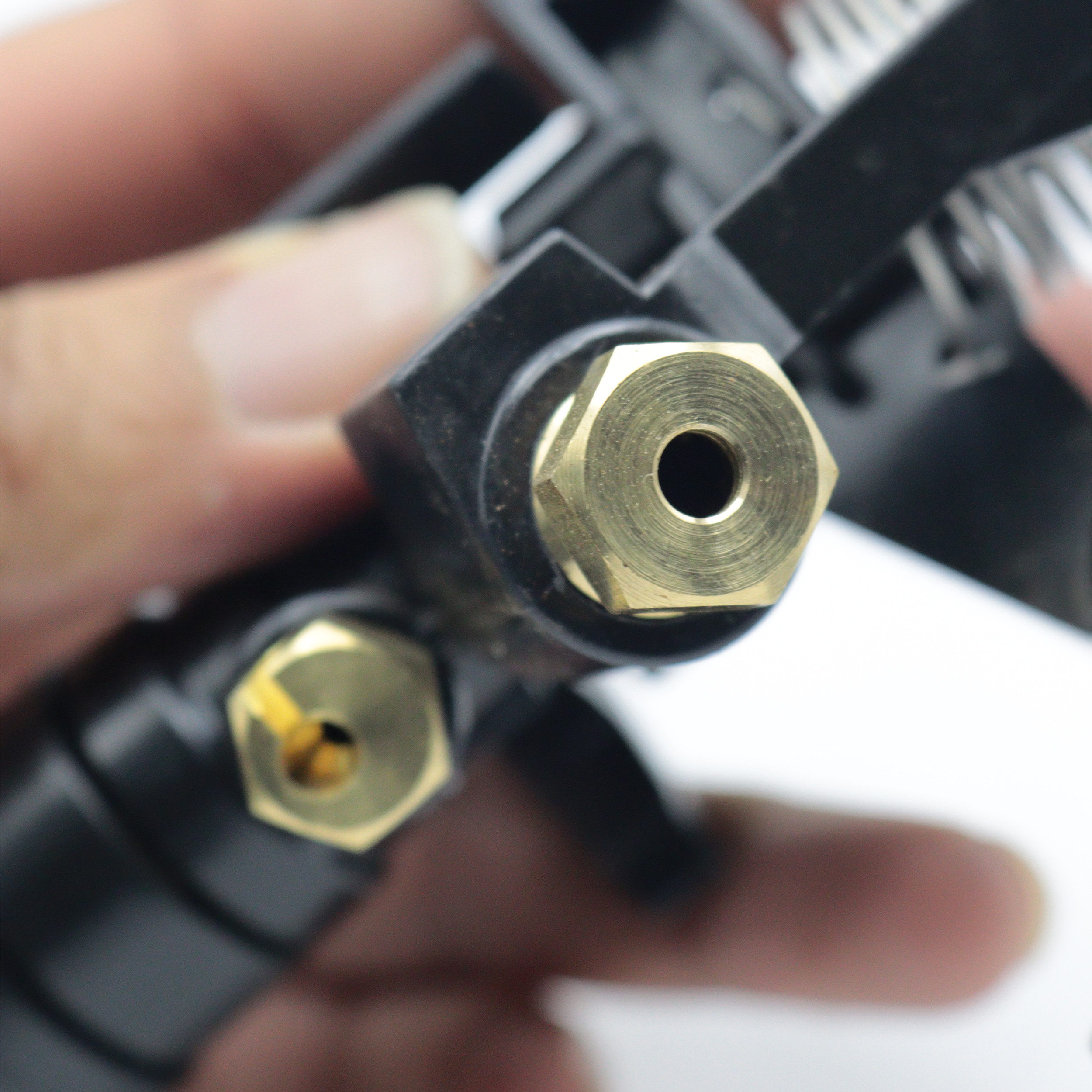 آبپاش مدل تنظیمی کد YPB-NEYZEI 16.5*14CM