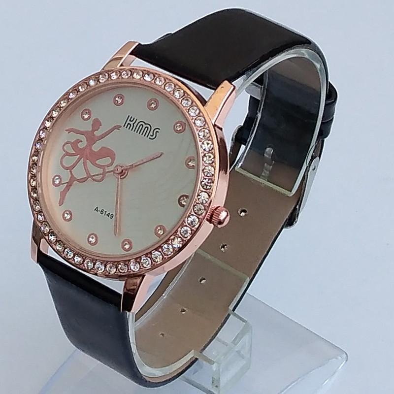 ساعت مچی عقربه ای دخترانه مدل پرنسس کد 142 ساعت مچی عقربه ای دخترانه مدل پرنسس کد 142