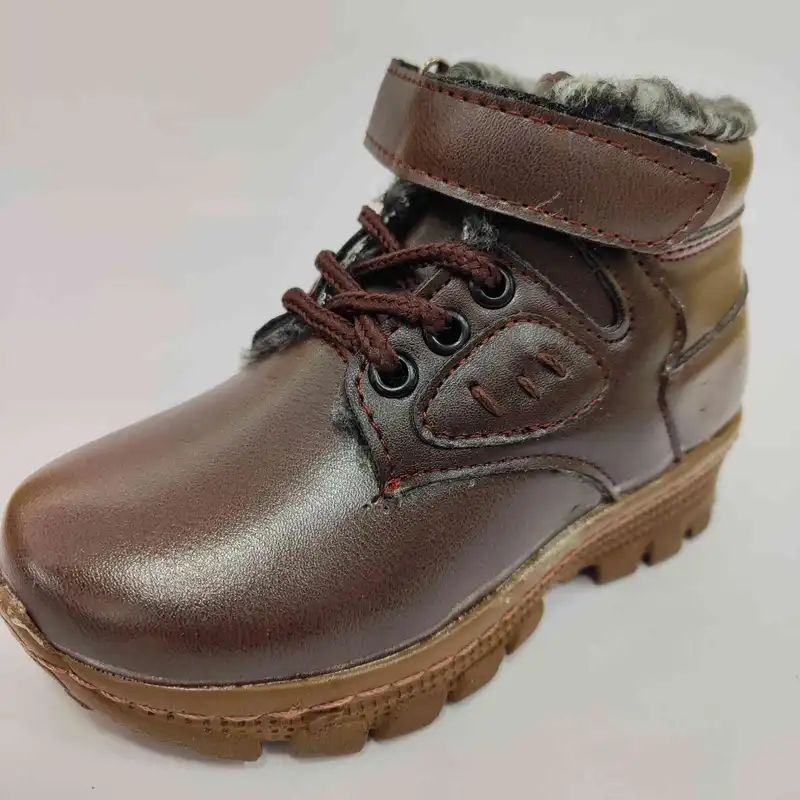 نیم بوت پسرانه مدل 2025