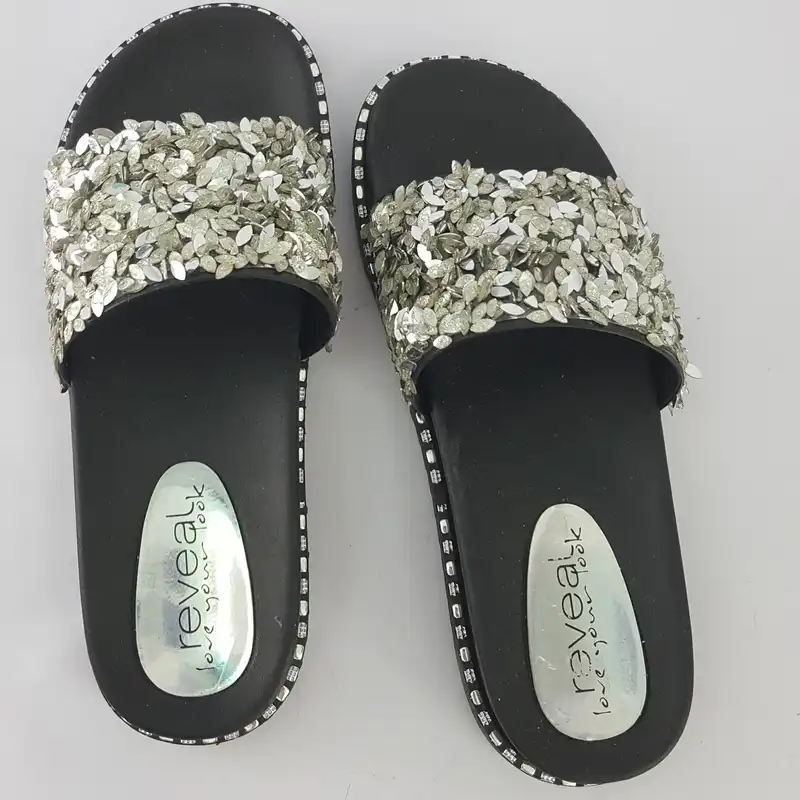 دمپایی زنانه مدل reveal