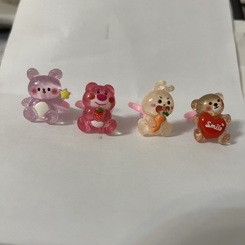 انگشتر دخترانه مدل عروسکی مجموعه 4 عددی انگشتر دخترانه مدل عروسکی مجموعه 4 عددی