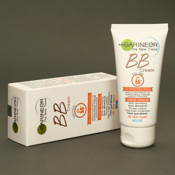 کرم ضد آفتاب رنگی BB گارنیه SPF50 مدل 01 مناسب انواع پوست حجم 100 میلی لیتر کرم ضد آفتاب رنگی BB گارنیه SPF50 مدل 01 مناسب انواع پوست حجم 100 میلی لیتر