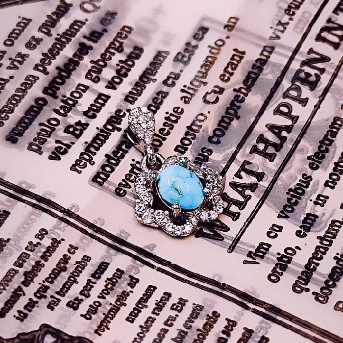 آویز گردنبند نقره زنانه مدل سنگ فیروزه نیشابور کد 800 آویز گردنبند نقره زنانه مدل سنگ فیروزه نیشابور کد 800