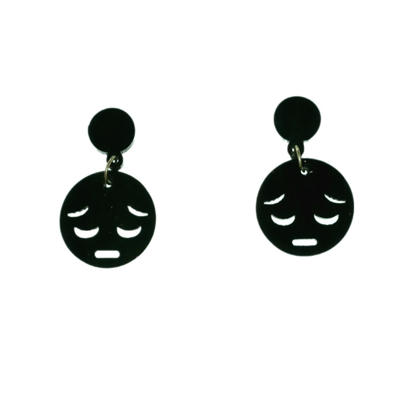 گوشواره دخترانه مدل ایموجی طرح افسرده