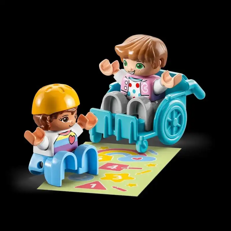 لگو سری lego duplo life at the day nursery کد 10992