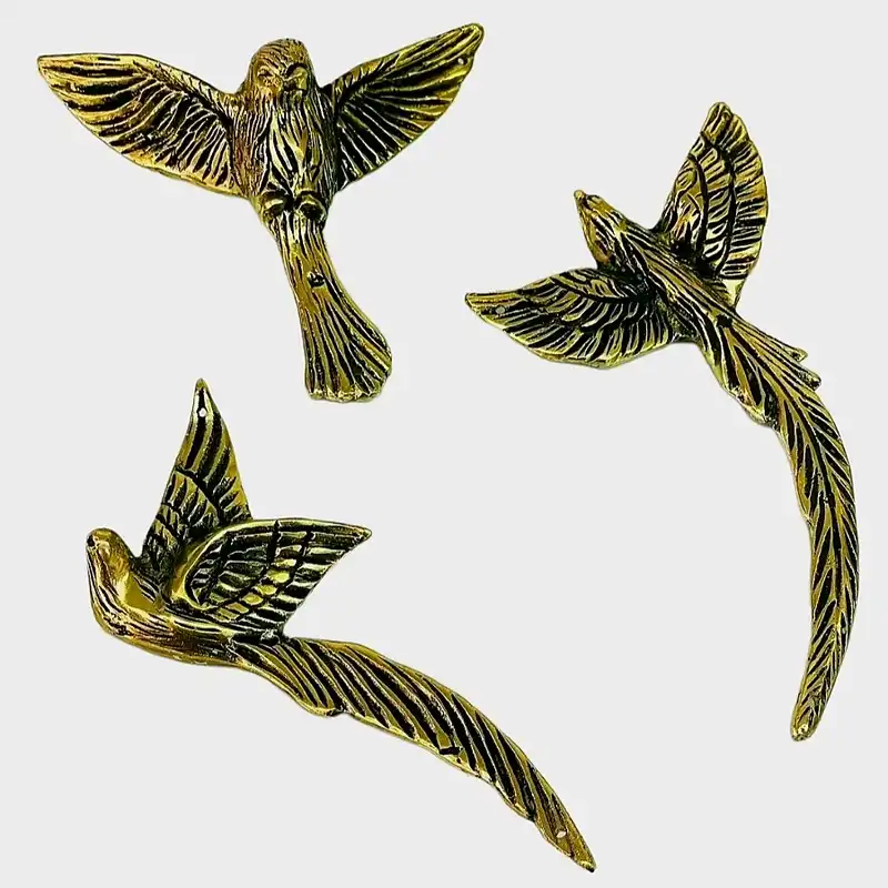 دکوری برنجی مدل دیوارکوب پرنده کد 3936 بسته 3 عددی