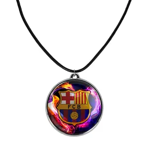 گردنبند خندالو مدل باشگاه بارسلونا FC Barcelona کد 2626526259