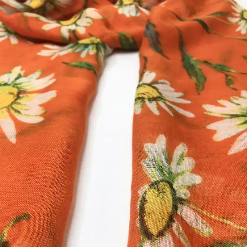 شال زنانه مدل گل های بهاری