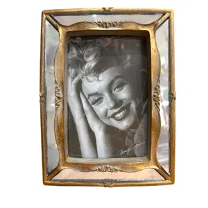 قاب عکس مدل ۴۵۱۴ سایز ۱۶*۹