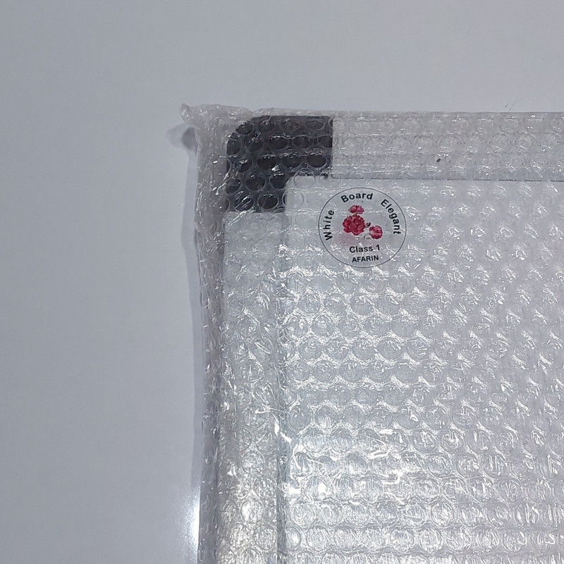 تخته وایت برد الگانت مدل مغناطیسی آلفا سایز 100×70 سانتی متری تخته وایت برد الگانت مدل مغناطیسی آلفا سایز 100×70 سانتی متری