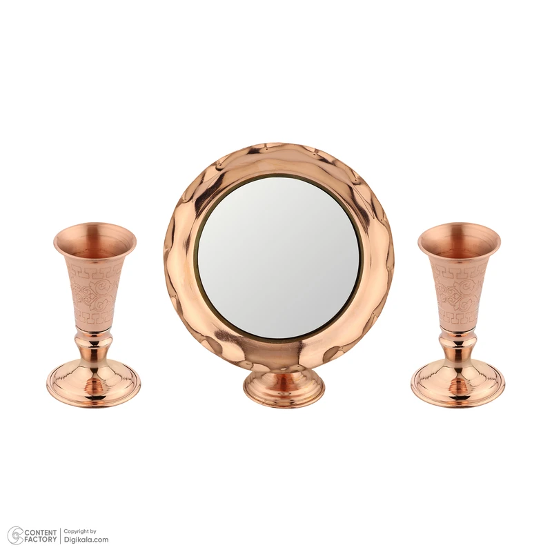 عکس شماره 3 : آینه و شمعدان مسی مدل 2