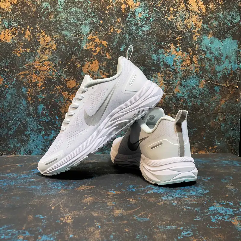 کفش مخصوص دویدن مدل    ZOOM WINFLO 9X WHSIL-100056019