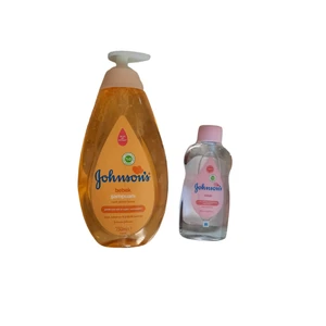 شامپو کودک جانسون کد 1 حجم 500 میلی لیتر به همراه روغن بچه جانسون 200 میلی لیتر