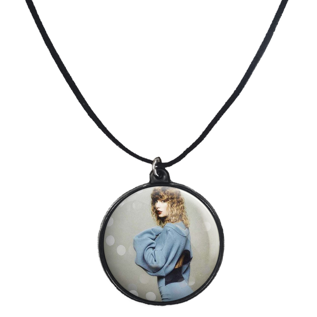 گردنبند پرمانه طرح تیلور سویفت کد pmb.2848 مدل دو طرفه