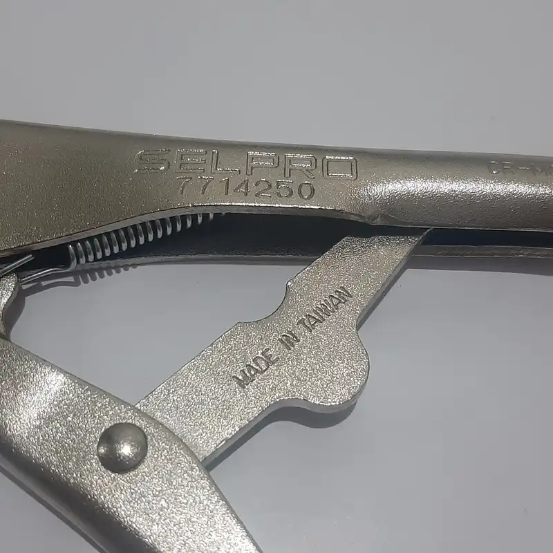 انبر قفلی سلپرو مدل 7714250 سایز 10 اینج