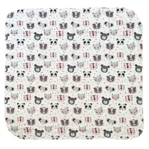 خشک‌کن نوزاد تیک مک مدل حیوانات سایز 65*72 سانتی‌متر