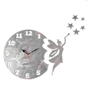 ساعت دیواری طرح فرشته مهربان