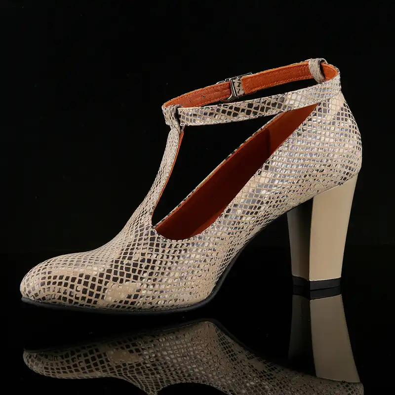 کفش زنانه چرم یلسان مدل آیلار کد KRM-AYL-619-RTL