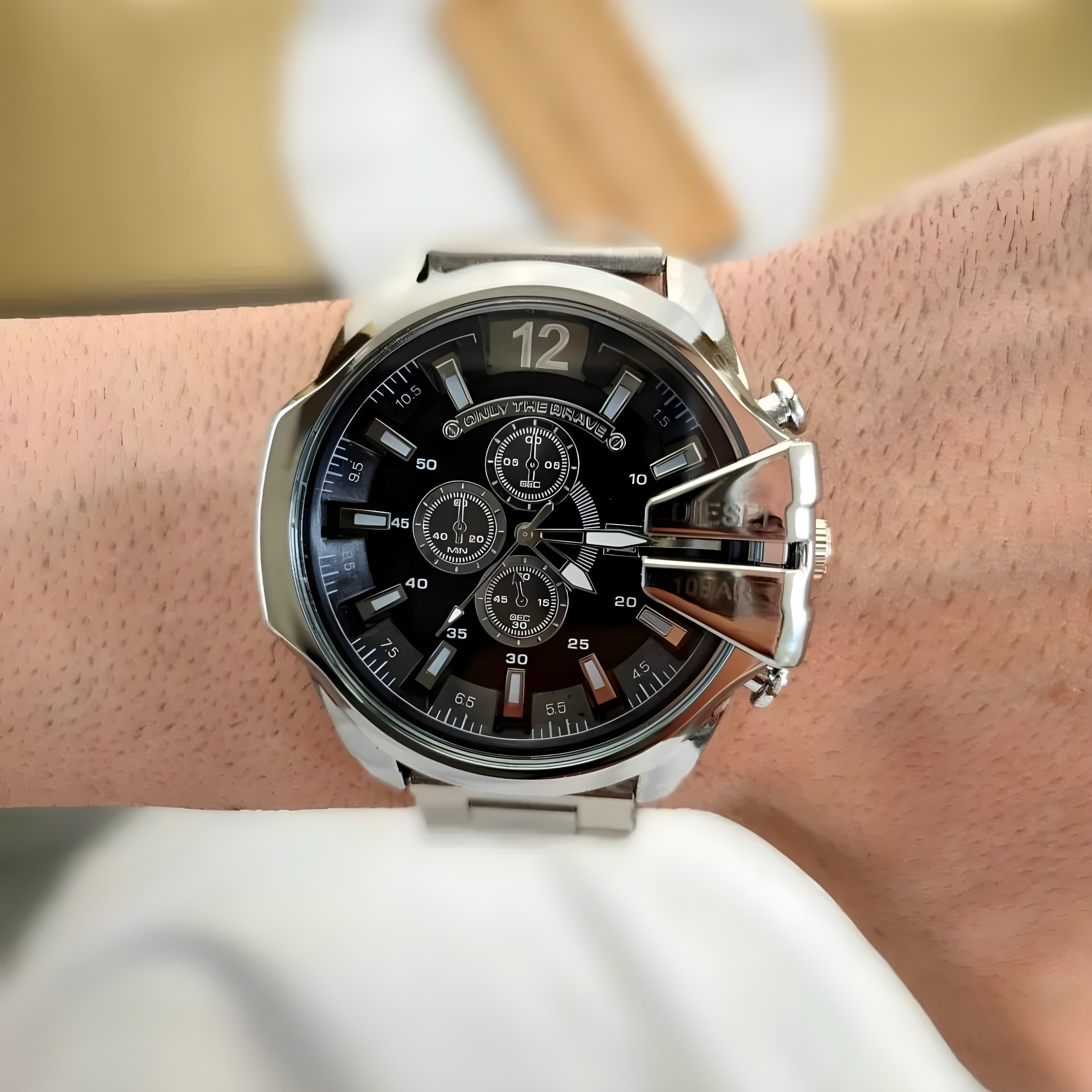 ساعت مچی عقربهای مردانه مدل اسپرت شاخدار کد Dzl 3 ساعت مچی عقربهای مردانه مدل اسپرت شاخدار کد Dzl 3