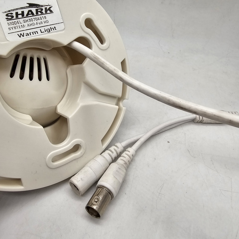 دوربین مداربسته شارک مدل warm light-SH3070FTL53AHD