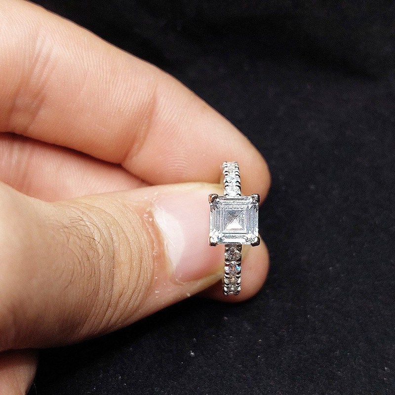 انگشتر نقره زنانه جی تی ای مدل تک داش انگشتر نقره زنانه جی تی ای مدل تک داش