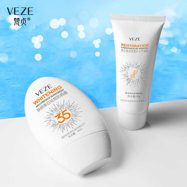 کرم ضد آفتاب بدون رنگ دست و صورت وزه SPF35 مدل الوئه ورا محافظ UVA،UVB مناسب انواع پوست حجم 45 میلیلیتر به همراه ژل ابرسان صورت وزه مدل الوئه ورا مناسب انواع پوست وزن 40 گرم
