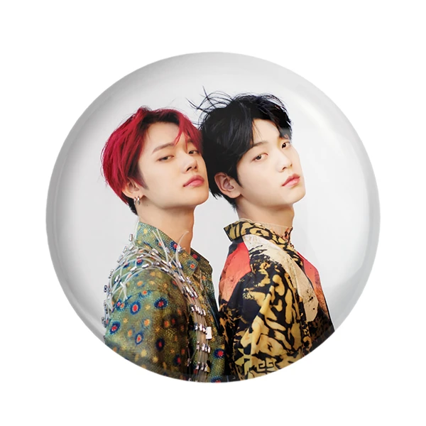 مگنت خندالو طرح سوبین و یونجون گروه تی اکس تی TXT کد 11831