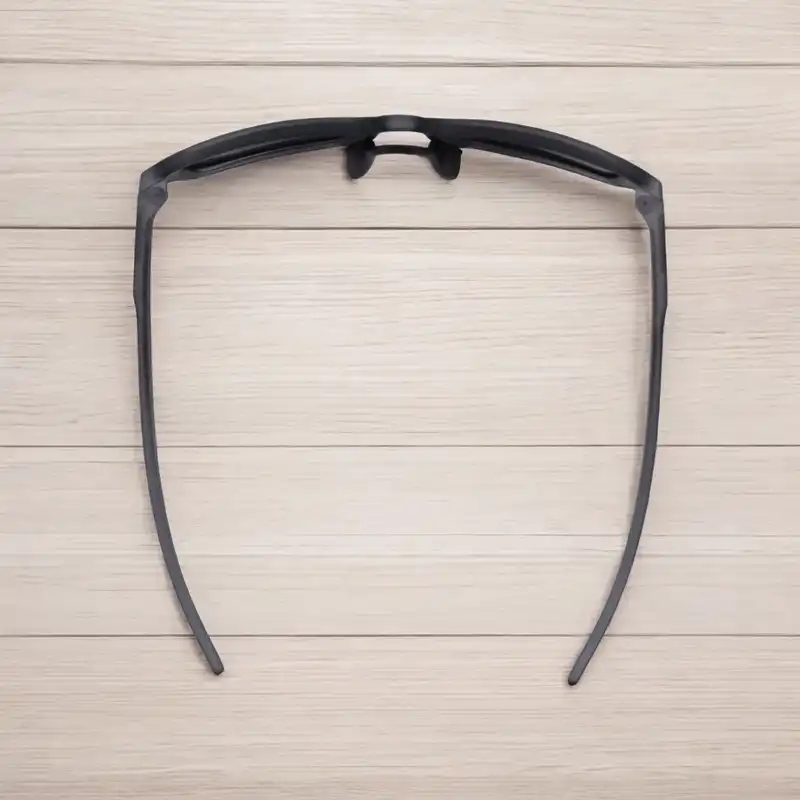 عینک آفتابی اوکلی مدل WT 2945.2 TS