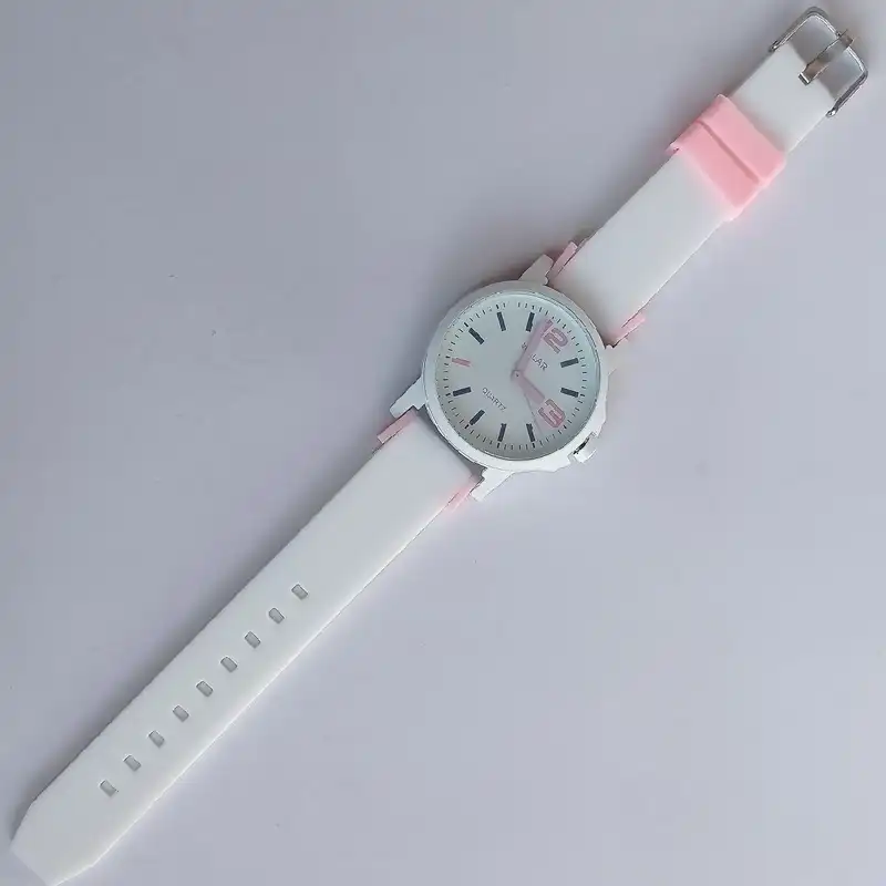 ساعت مچی عقربه ای والار مدل se108