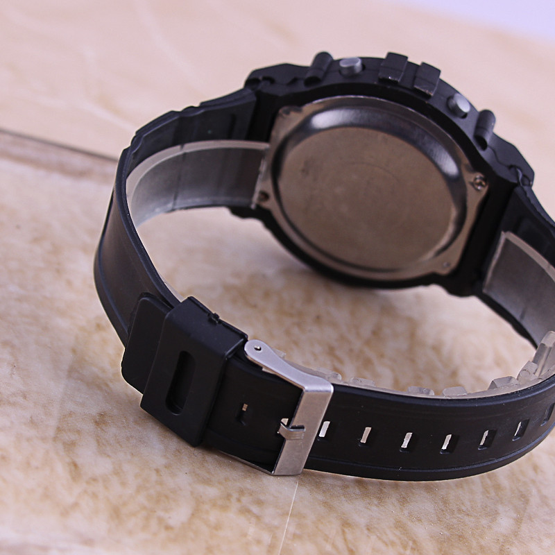 ساعت مچی دیجیتال پسرانه مدل LE 3117 ME-GHR