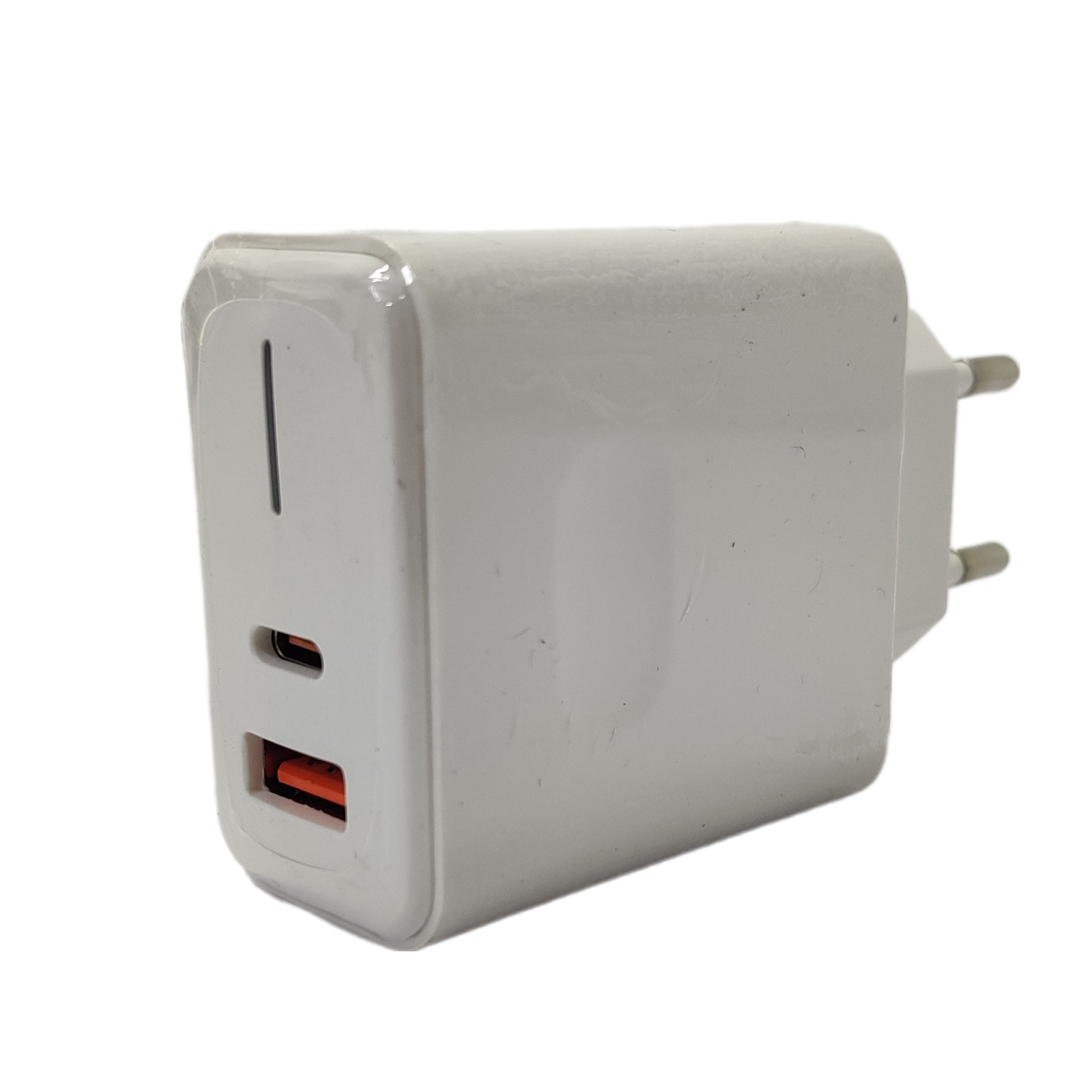 شارژر دیواری 25 وات ترانیو مدل T-EU6C به همراه کابل USB-C