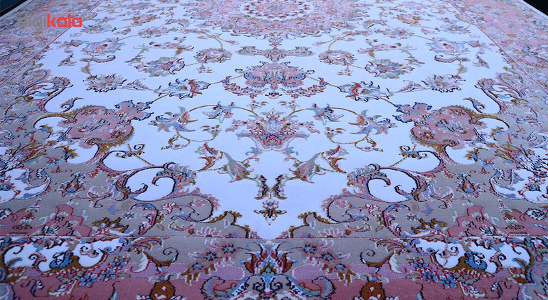 فرش ماشینی رادین اصفهان طرح علیا تبریز رنگ زمینه صدفی