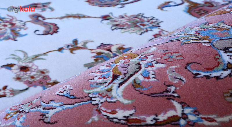 فرش ماشینی رادین اصفهان طرح علیا تبریز رنگ زمینه صدفی