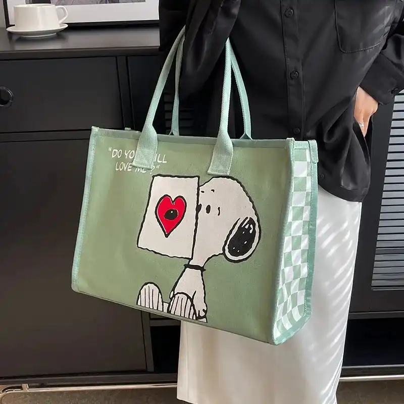 کیف دستی زنانه مدل اسنوپی