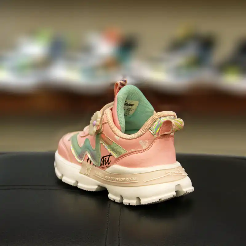 کفش پیاده روی دخترانه مدل گلدار کد Ba 13